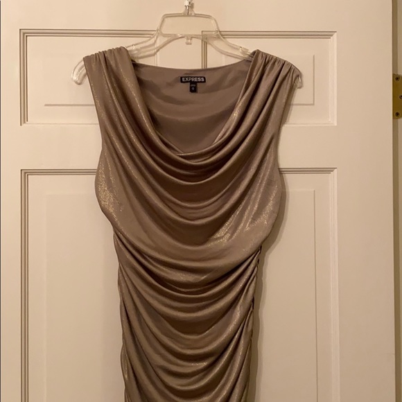 Express Gold Ruched dress - Picture 2 of 6